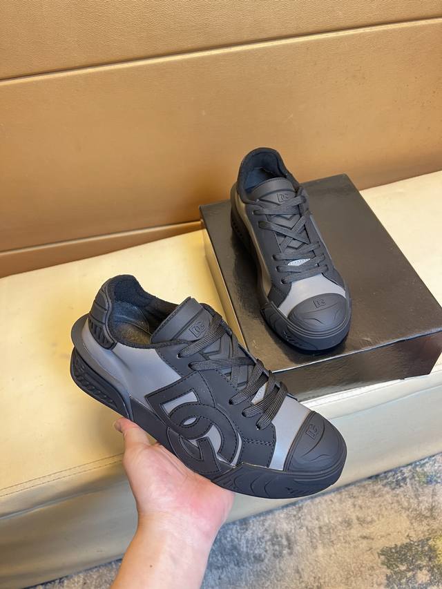 Dolce & Gabbana Top-Tier Men's Shoes 2025 HK, Available Simultaneously with Bou