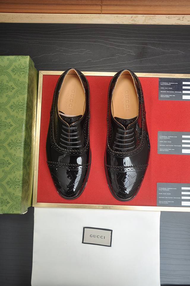 Factory Price Brand: Gucci Standard Sizes: Men's 39, 44, 45, 46 (Custom sizes a