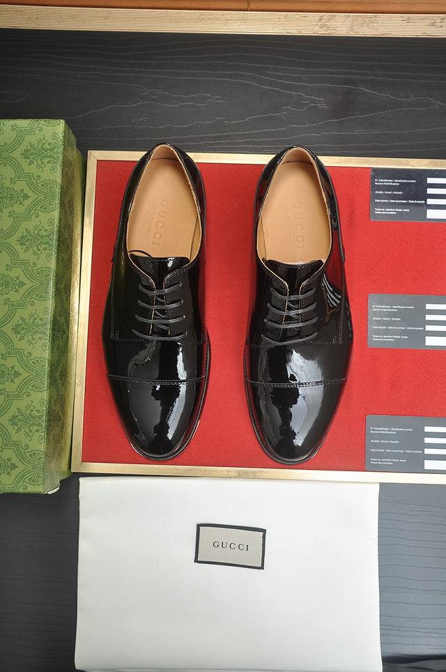 Factory Price Brand: Gucci Standard Sizes: Men's 39, 44, 45, 46 (Custom sizes a