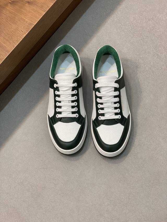 Couple style Saint Laurent high-top boots/casual sneakers are here! A super pop