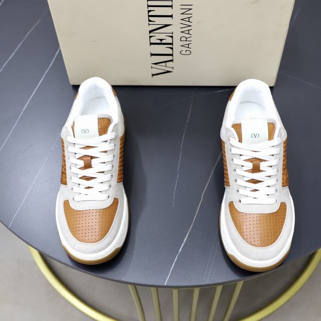 Factory Price (pp): Vltn Hualun Sports Shoes Series 2025 New Style Sports Shoes