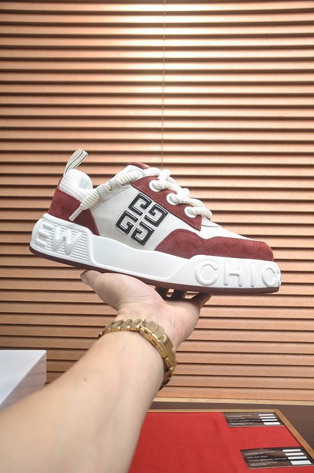 Factory Price p Givenchy. Available simultaneously at Givenchy boutiques. Upper