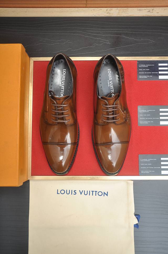 Factory Price p LV Original Single-Piece Leather Lined LV Latest Genuine Leathe