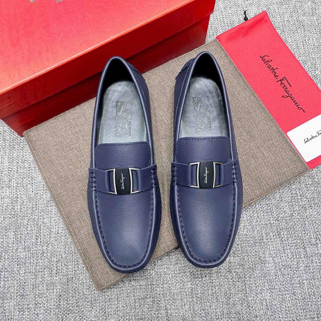 Brand: Ferragamo. Official website original version, casual, versatile, high-en