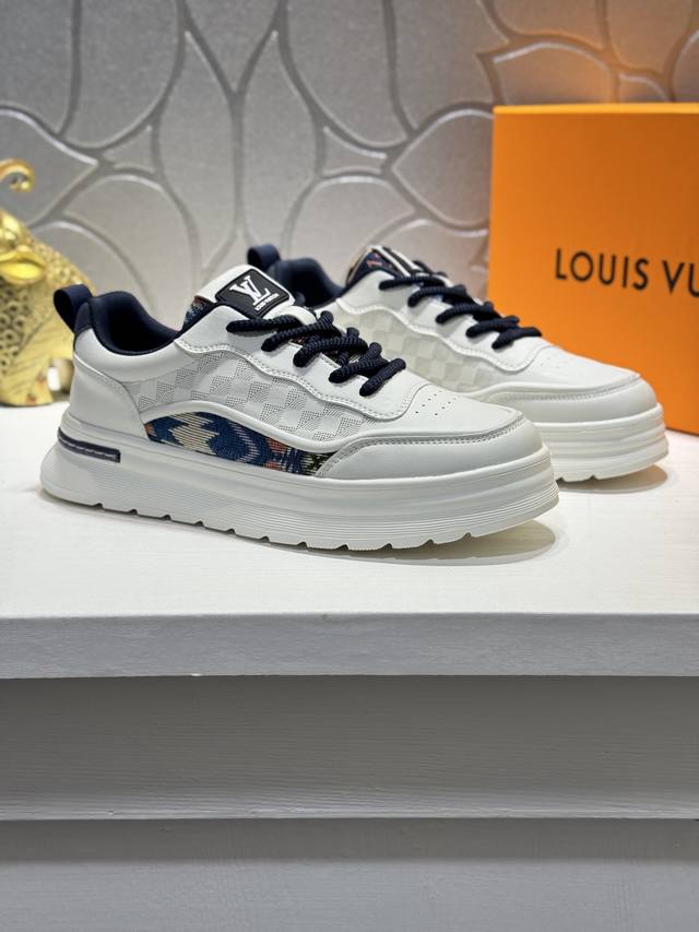 Louis Vuitton Top-Tier Original Louis Vuitton trendy and understated men's casua