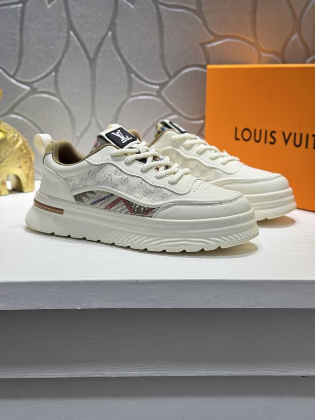 Louis Vuitton Top-Tier Original Louis Vuitton trendy and understated men's casua