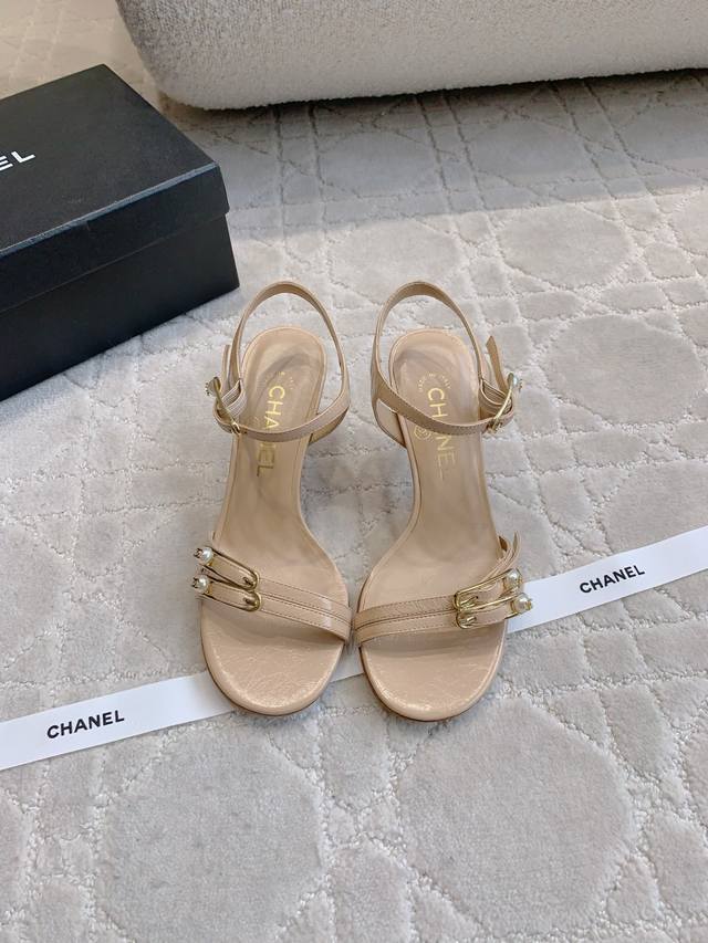 Factory Price p Chane* New Pin High-Heeled Sandals, Exquisite and Delicate, Sup