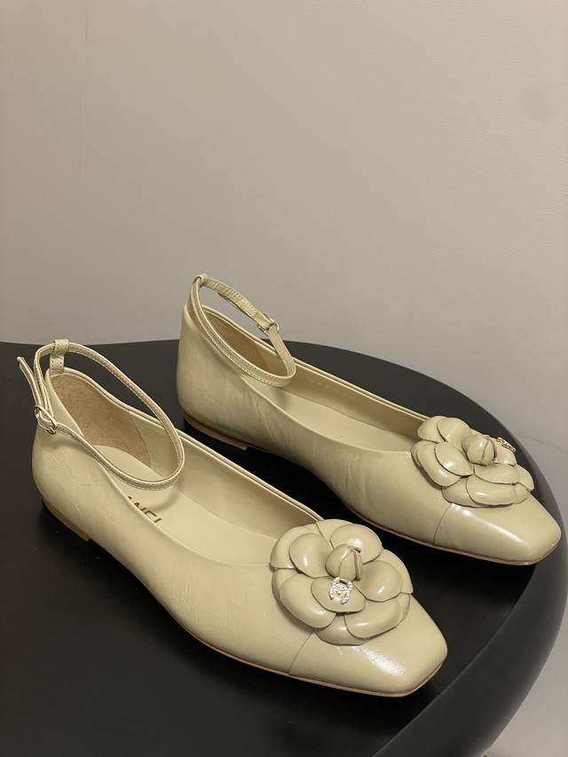 Factory Price p Early Spring New Chanel 26B Camellia Mary Jane Flat Shoes Chanel