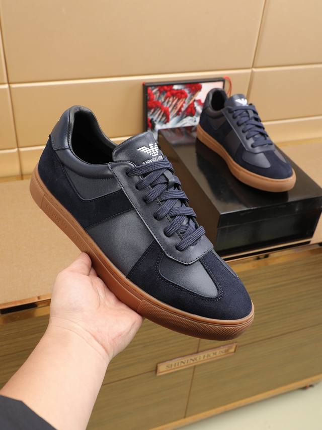 2025 New Arrival, Armani Casual Sports Men's Shoes. The sole is very soft, comfo