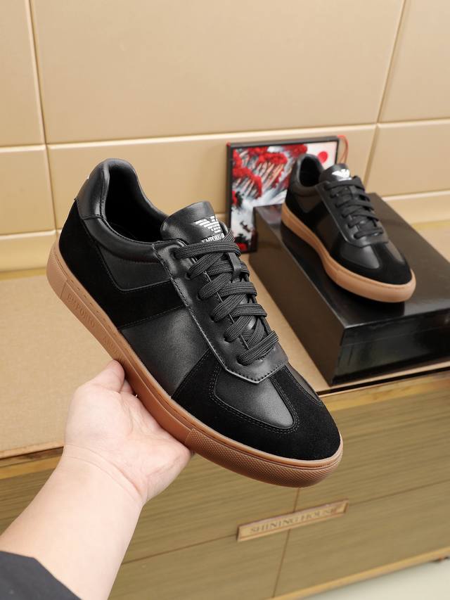 2025 New Arrival, Armani Casual Sports Men's Shoes. The sole is very soft, comfo