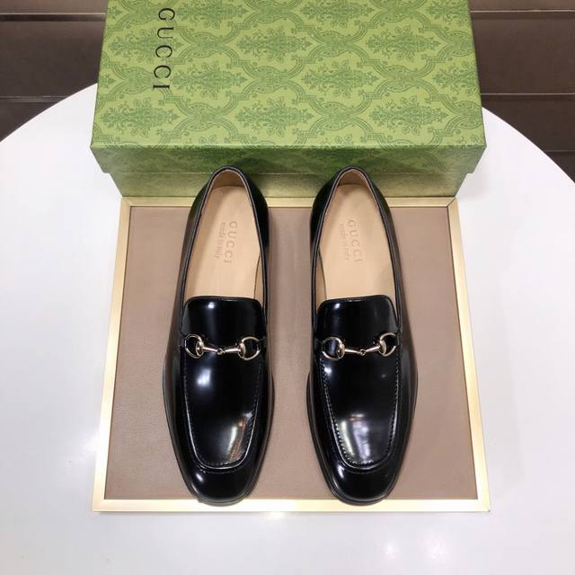 Factory Price Brand: Gucci Standard Size: Men's 38, 44, 45, 46 (Custom sizes av