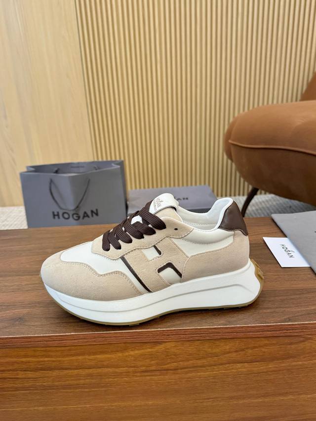 Sold at the original price! Hogan's new H-Stripes series chunky sneakers, a must