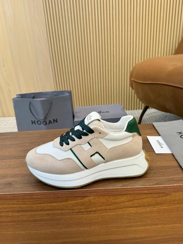 Sold at the original price! Hogan's new H-Stripes series chunky sneakers, a must