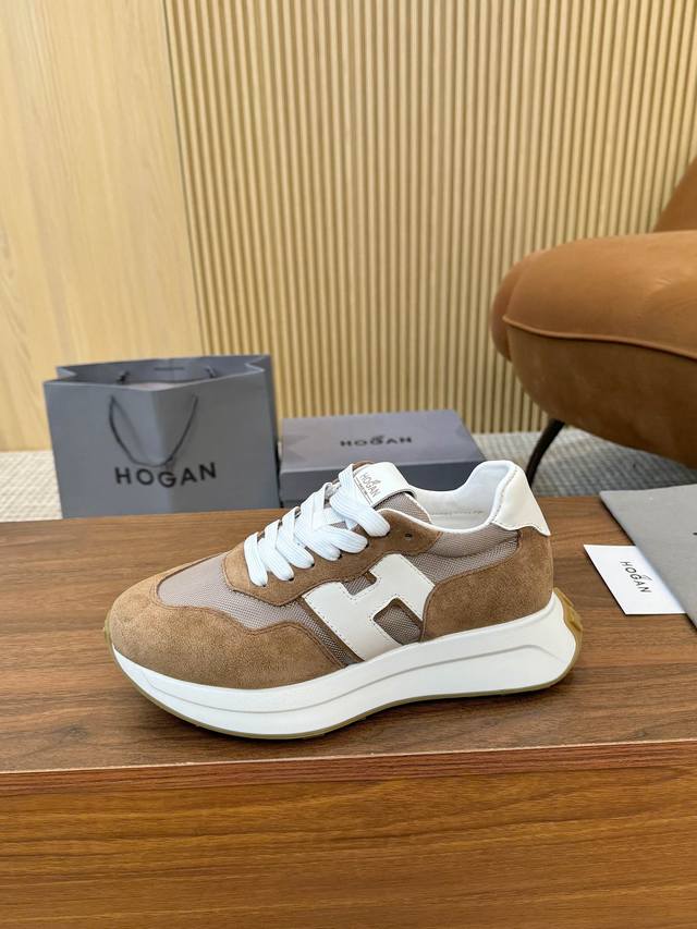 Sold at the original price! Hogan's new H-Stripes series chunky sneakers, a must