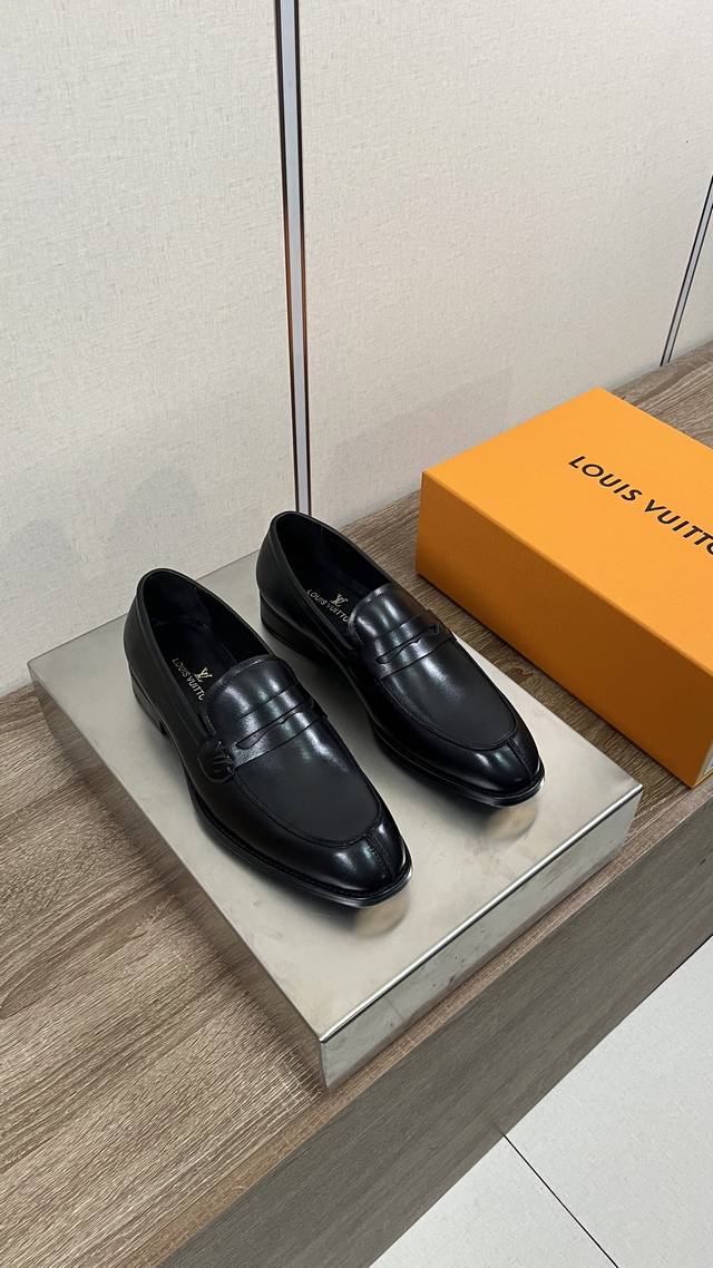 Louis Vuitto* Men's Business Casual Leather Shoes Imported Black Calfskin - Lini