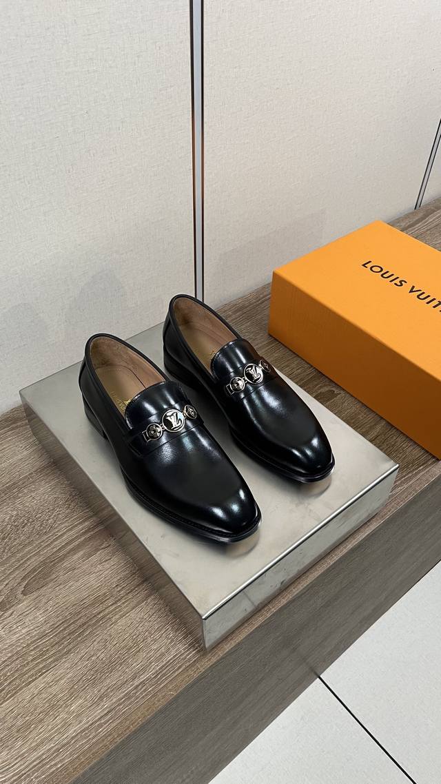 Louis Vuitto* Men's Business Casual Leather Shoes Imported Black Calfskin - Lini