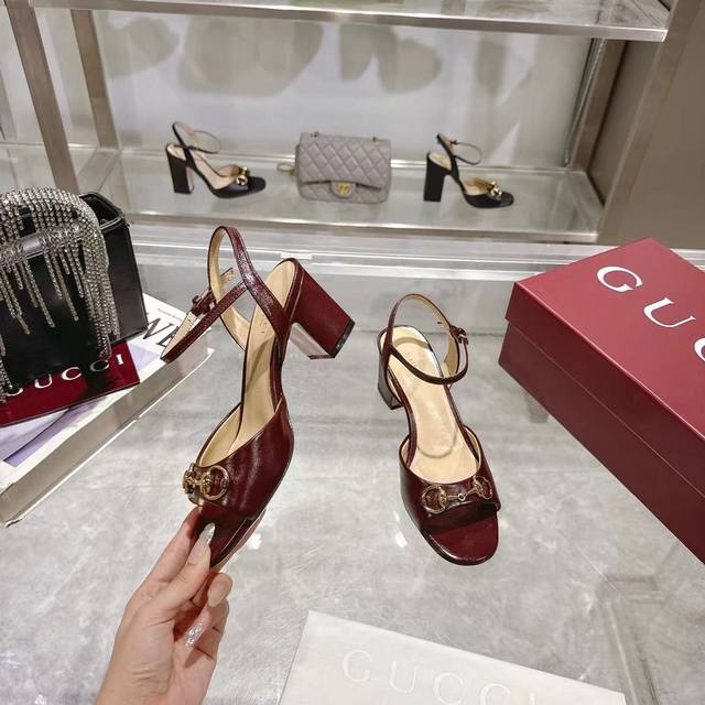 Long-term stock of Gucci Classic Women's Shoes: Developed to a 1:1 replica of th