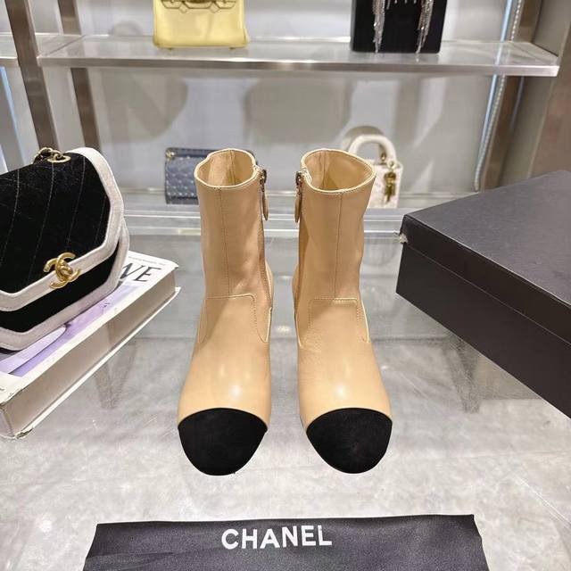 New arrivals on the Chanel official website! Autumn/Winter new ankle boots, cla