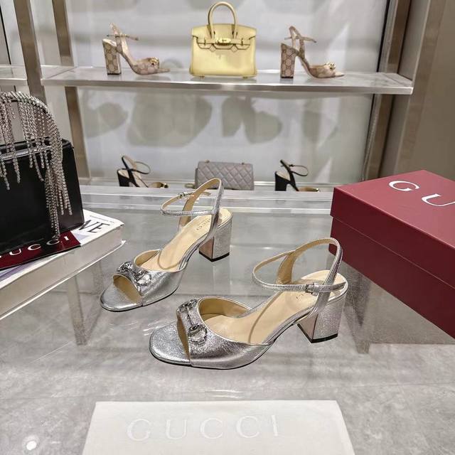 Long-term stock of Gucci Classic Women's Shoes: Developed to a 1:1 replica of th