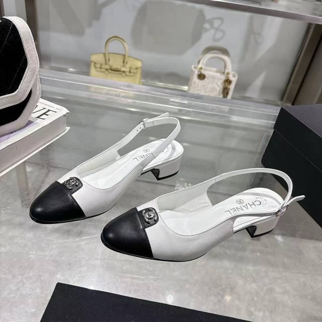 Chanel Spring/Summer New Arrival Sandals, Comfortable Low Heel, Essential for W
