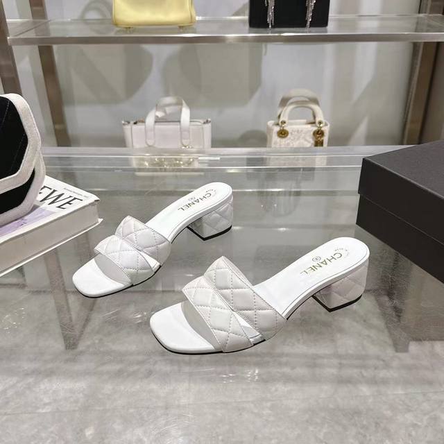 Chanel Spring/Summer New Arrival - New Style Sandals with Embroidered Lingerie