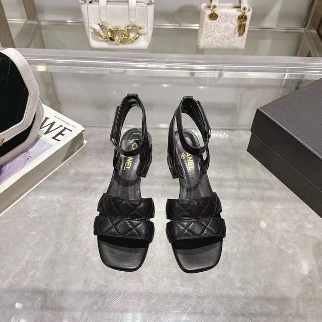 Chanel Spring/Summer New Arrival - New Style Sandals with Embroidered Lingerie