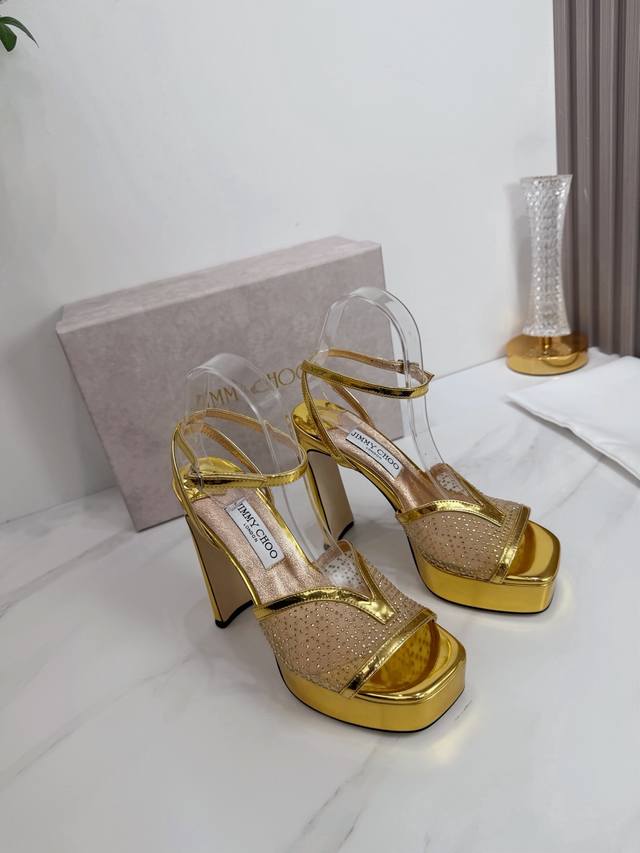 Factory Direct Jimmy Choo is a very comprehensive and prestigious fashion lifes