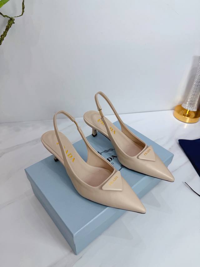 Factory Direct Release 2025 Sss: Prada's latest long and short boots, sandals,