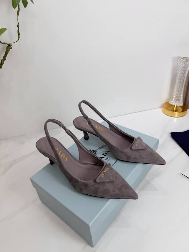 Factory Direct Release 2025 Sss: Prada's latest long and short boots, sandals,