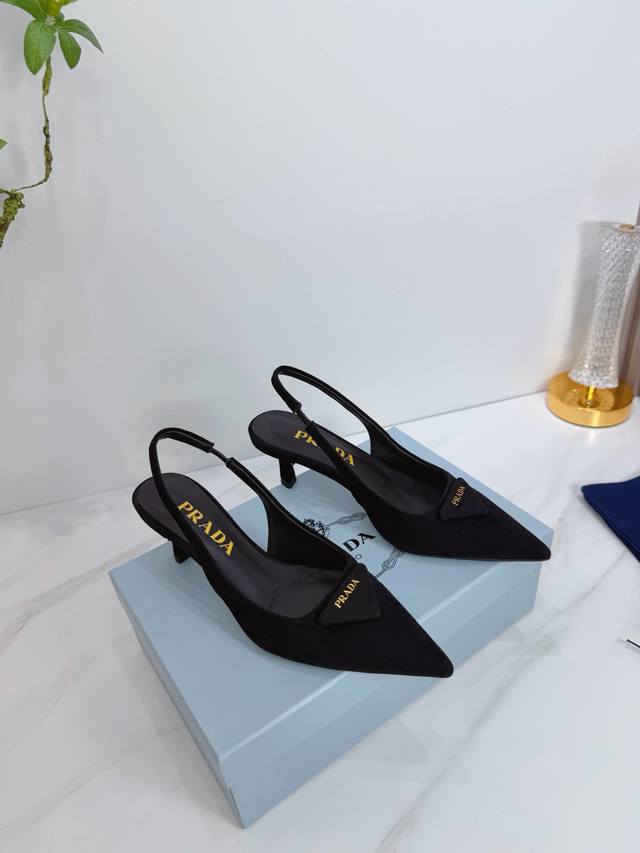 Factory Direct Release 2025 Sss: Prada's latest long and short boots, sandals,