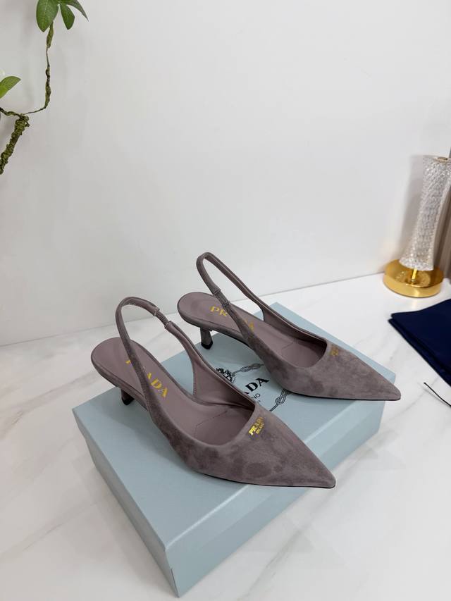 Factory Direct Release 2025 Sss: Prada's latest long and short boots, sandals,