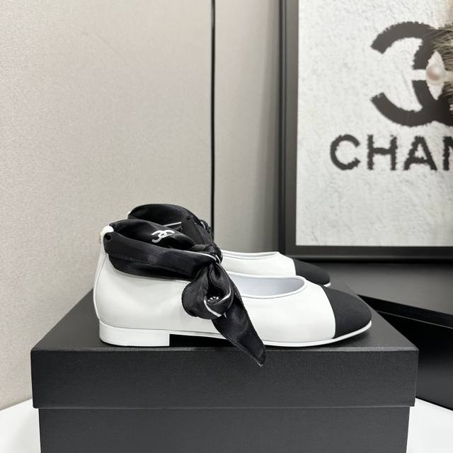 2025 Chanel Must-Have Item for Autumn/Winter!! A must-have for fashionistas, thi