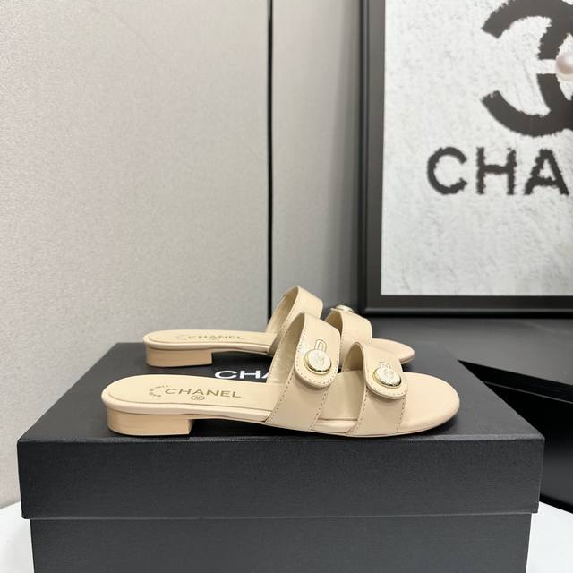 2025 Chanel Fall/Winter Must-Have Item!! Chanel Fall/Winter Heavy-Duty Hot Item