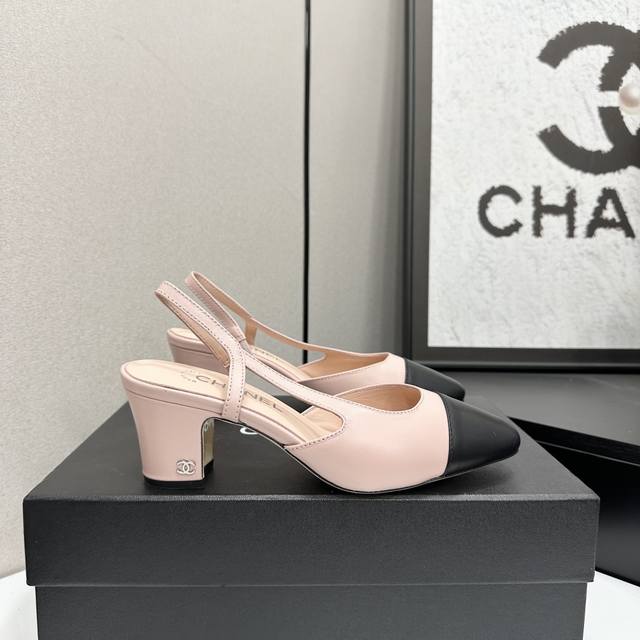Chan*L Classic Slingback Chanel Sandals! Flats! Just like Coco Chanel said: Fash