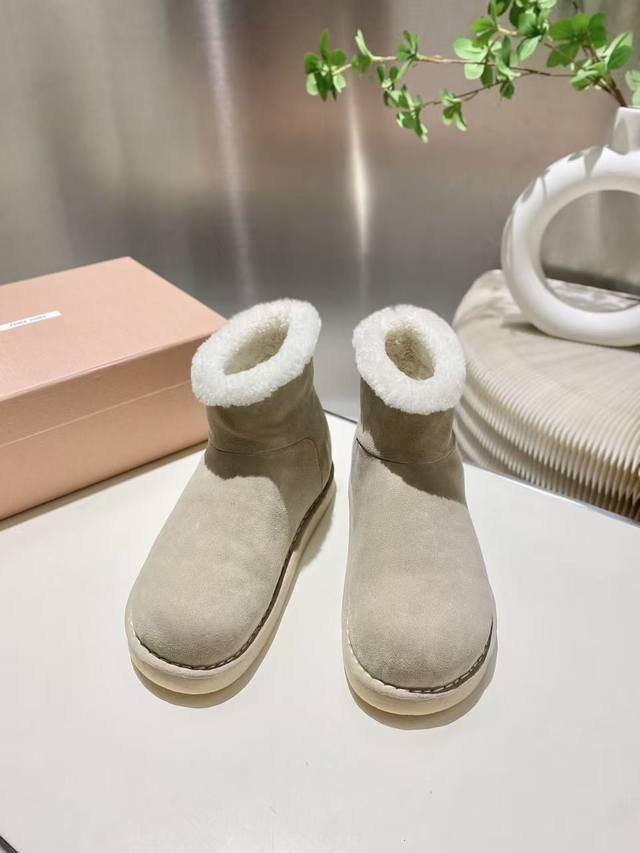 Factory Price p Miu Miu 2025 Fall/Winter Runway New Snow Boots. The most worthwh