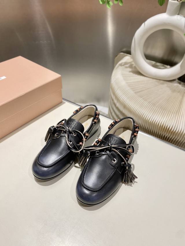 Factory direct single shoes/slippers 330 Miu Miu 2025 distressed lace-up eyelet