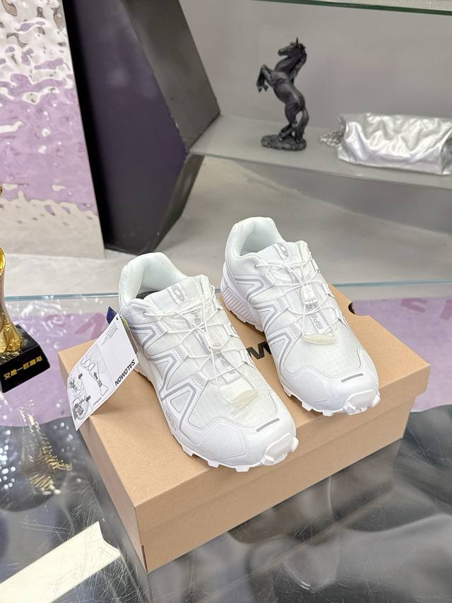 Factory Price: 2025 Latest Model, Synchronized with Department Stores Outdoor Fa