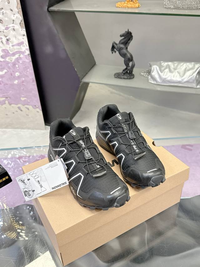 Factory Price: 2025 Latest Model, Synchronized with Department Stores Outdoor Fa