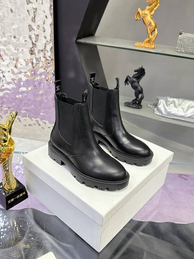Factory Price: Celine 2025 Autumn/Winter New Chelsea Boots. Official latest styl
