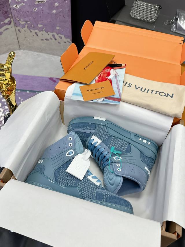 Factory Price: Lv2025 Milan Runway Men's Latest Shipment Lvtrainer High-Top Snea