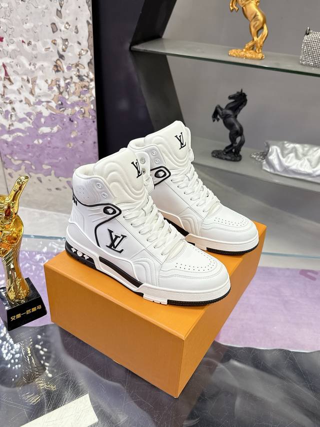 Factory Price: Lv2025 Milan Runway Men's Latest Shipment Lvtrainer High-Top Snea