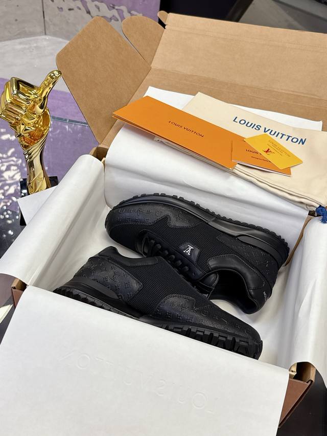 Factory Price (pp): Louis Vuitton Lv Men's Shoes Series, Sports Shoes Series, T