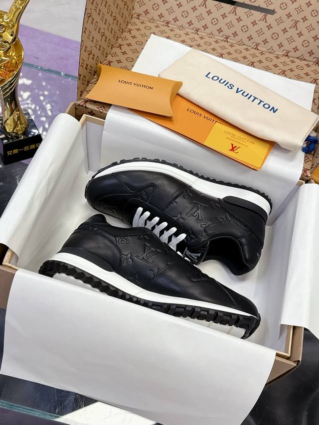 Factory Price (pp): Louis Vuitton Lv Men's Shoes Series, Sports Shoes Series, T