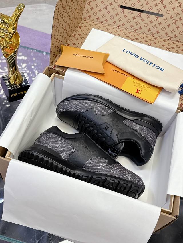 Factory Price (pp): Louis Vuitton Lv Men's Shoes Series, Sports Shoes Series, T