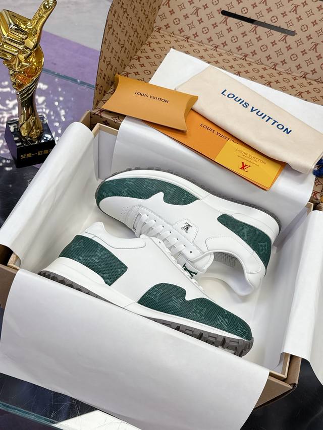 Factory Price (pp): Louis Vuitton Lv Men's Shoes Series, Sports Shoes Series, T