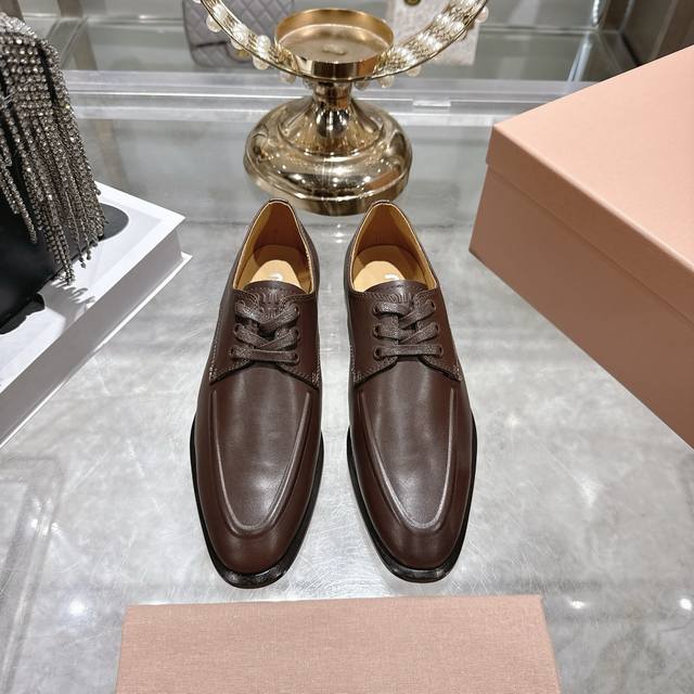 Factory Direct Miumi*26 Early Spring New Distressed Loafers Featuring a classic