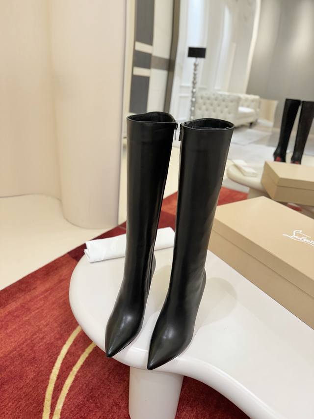 Banana Heel Knee-High Boots W. Calfskin 720 Sheepskin Condora's pointed toe res