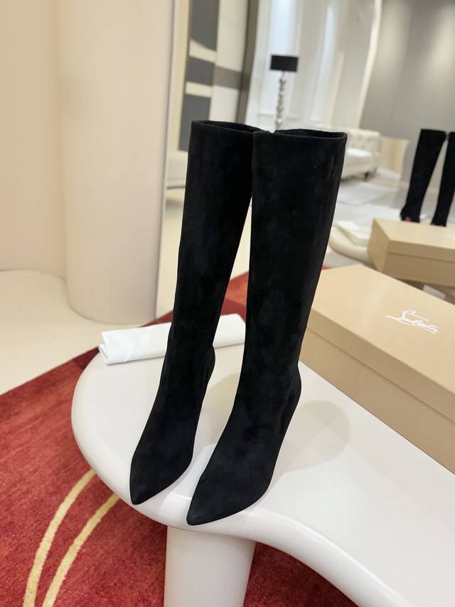 Banana Heel Knee-High Boots W. Calfskin 720 Sheepskin Condora's pointed toe res