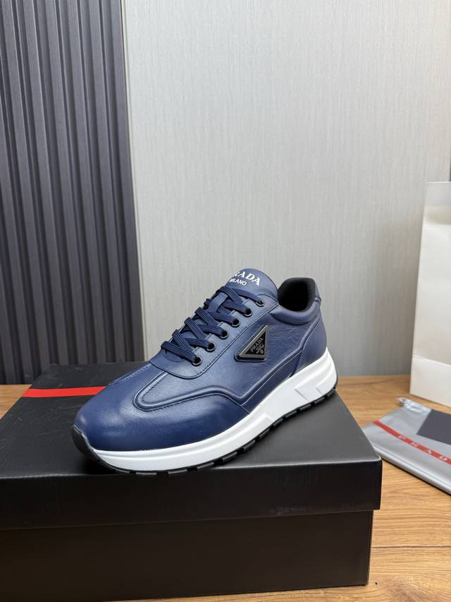Factory Price (pp): Prada men's shoes, best-selling item in department stores,