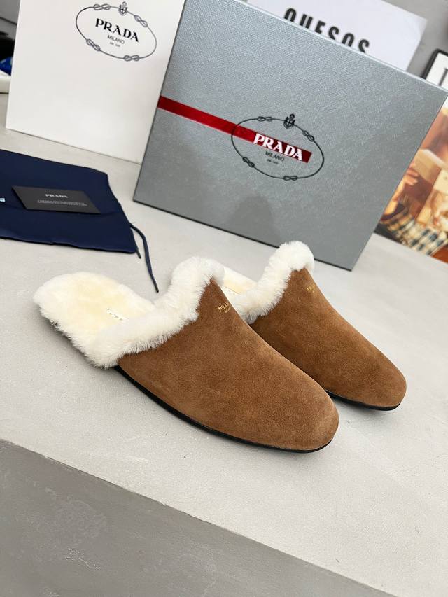 Factory Price (pp): Prada: Winter Thick-Soled Wool Shoes Fashion Runway Style,